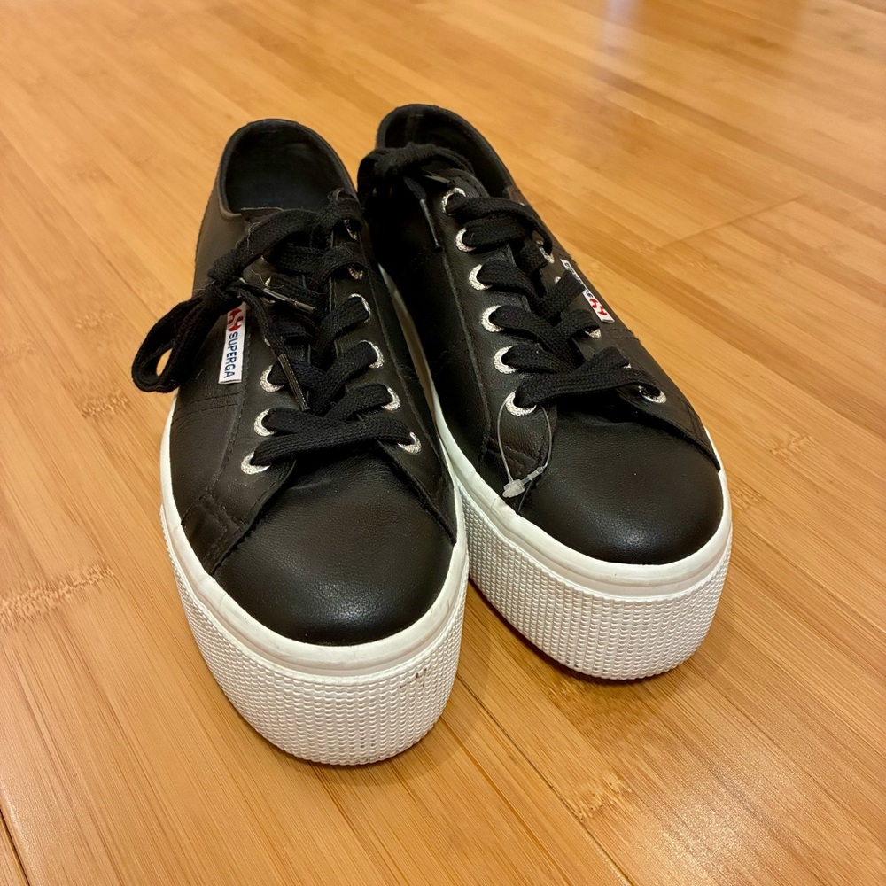 Superga Black Leather White Sole Smart Casual Sneakers ~Sz 6.5